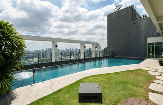 Highrise Cityview Aspire Condo Gym Pool - Foto 16