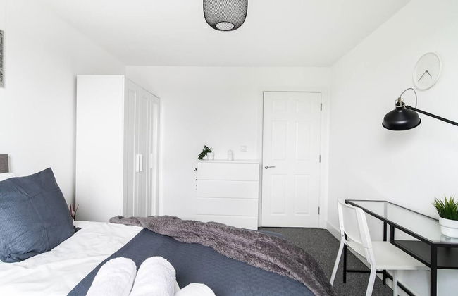 Livestay - One Bed Apt, Free Parking, Sleeps 4 - Foto 8