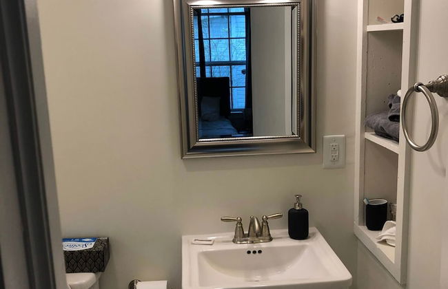 Renovated Space Close to Downtown - A - Foto 13