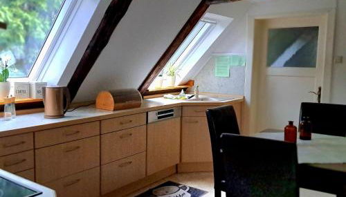 Dachstübchen mit 2 Zimmern - Foto 2