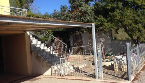 Villetta con giardino e parcheggio coperto - Foto 5