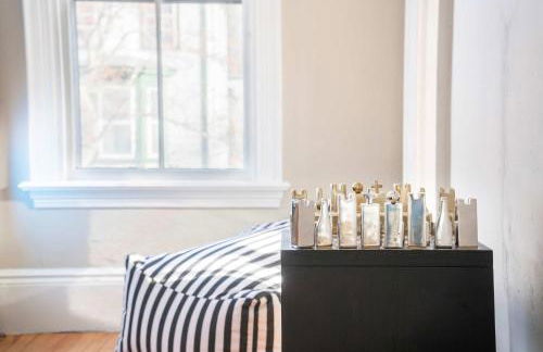 The Curator's Retreat For 8 - Photo 10