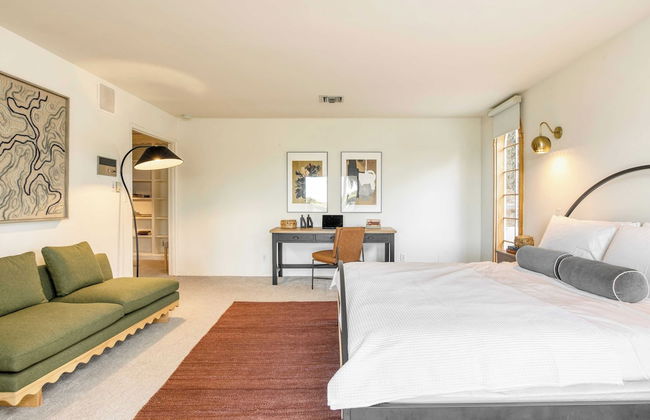 Dume Point by Avantstay Tennis + Pool in Malibu - Photo 19