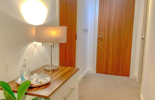 Chester City Centre Waterfront Apartment - Photo 21