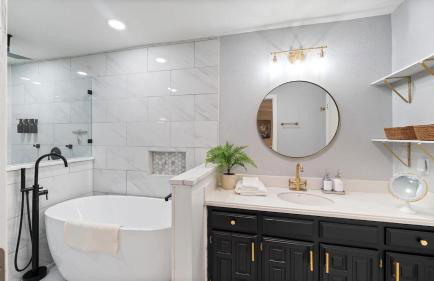 5BR Family Oasis with Pool and Game Room - Foto 56