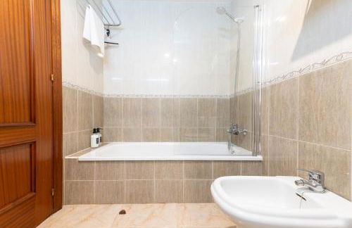 Las Olas - Coastal Escape with Charm & Comfort - Foto 44