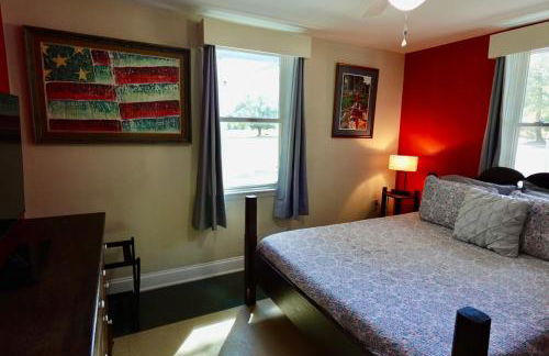 White Picket Fence - EV Charger! - Foto 27