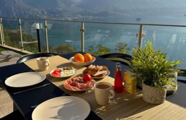 MIA ISOLA with lake view, garden and swimming pool - Photo 56