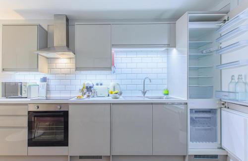 Harper Luxe Serviced Apartments Dunstable - Photo 13