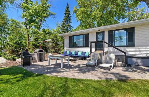 Life Is Good Lodge lakefront with sandy beach - Foto 11