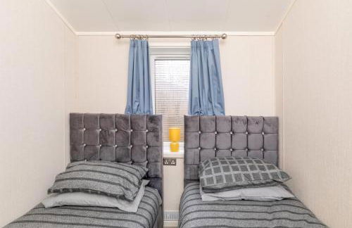 Family Luxury York Cabin Retreat with hot tub - Foto 53