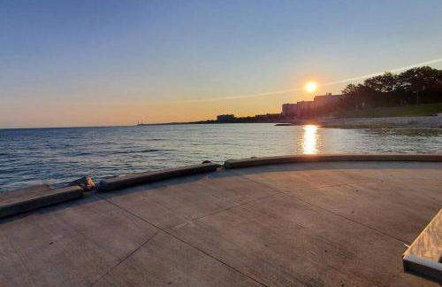 Cozy Bungalow 10 Min to DTWN CLE - Foto 32