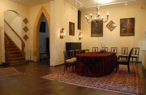 Haus Keppelborg: ZI Elisabeth mit Burgmauerblick - Foto 14