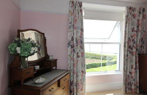 Spacious seaside family house in Aberdaron with large garden and stunning sea views - Photo 55