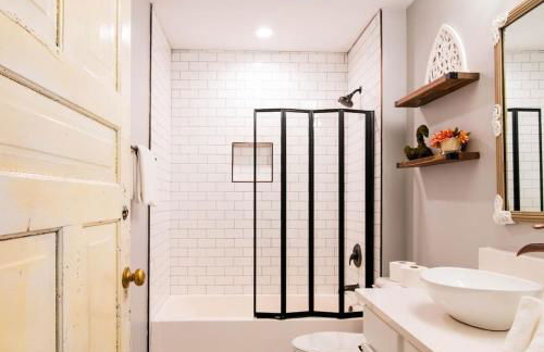 Mad Hatter Free Parking Sauna and Balcony - Foto 27