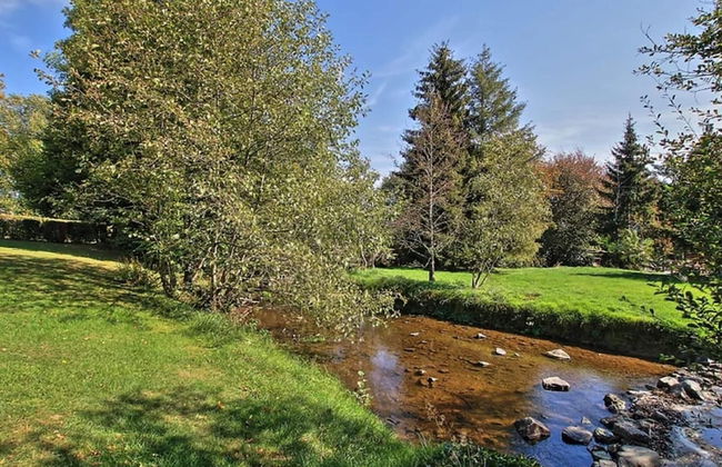 Rustic Holiday Home in Sainte-ode With Garden - Foto 12