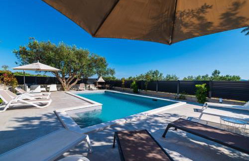 CROWONDER Sun Dance Apartments with Heated Swimming Pool Seaview and Garden - Foto 28
