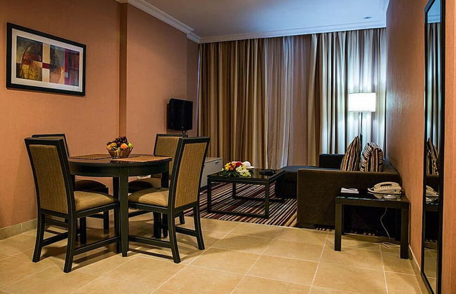 Executive Suites - Photo 19