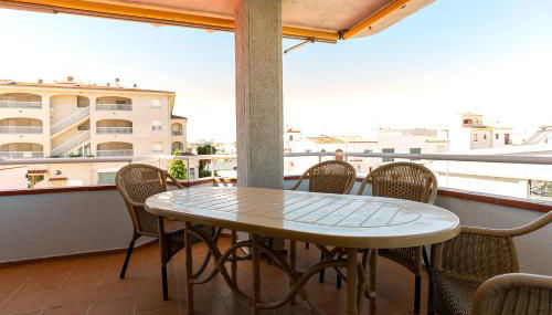 Apartamentos Empuriabrava Maurici Park - Photo 3