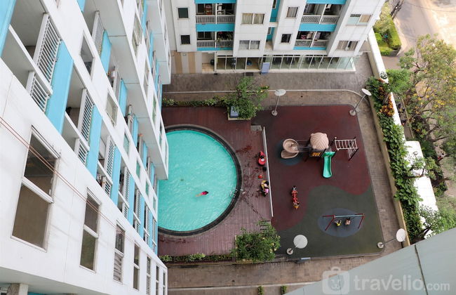 Homey and Simply Studio Apartment at The Nest Puri - Foto 20