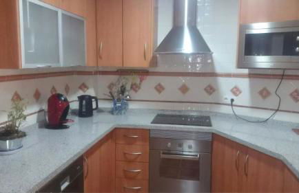 At the center & very close to the Paseo beach, with double garage, renovated and fully equipped apartment - Photo 19