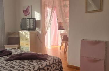 Sol y Sombra Apartamento con entrada independiente - Photo 10