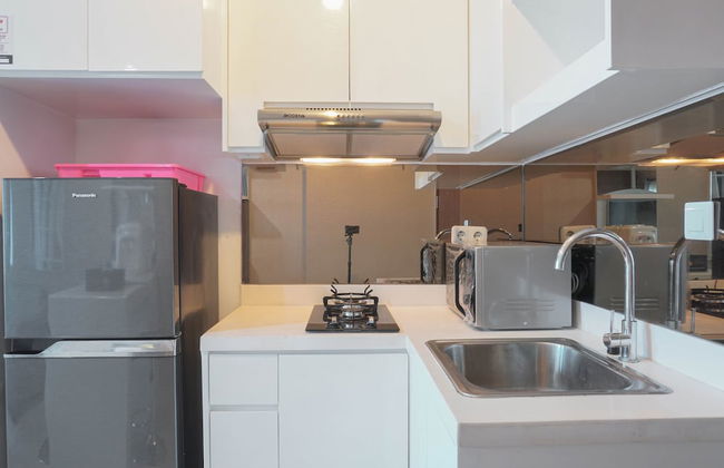 Premium and Spacious Studio Apartment at Capitol Park Residence - Photo 5