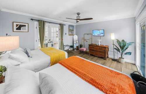 Stunning Gem Home w Heated Salt Pool & Game Room - Foto 57