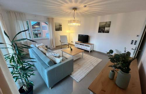 Esmeralda Ferienwohnung mit Sonnenterrasse & großem Parkplatz - Photo 1