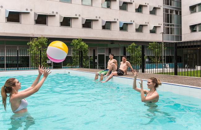 Student Village Melbourne - Photo 17