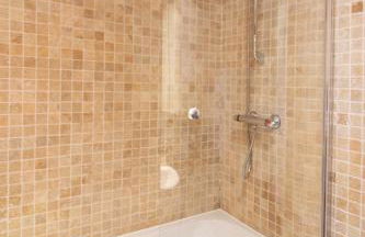 Old Lodge close to City Centre with parking - Foto 32