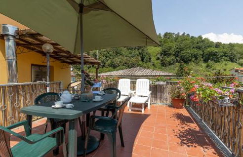 2 Bedroom Lovely Home In Valpromaro - Foto 1