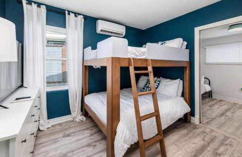 Downtown La Mesa gem - Photo 14