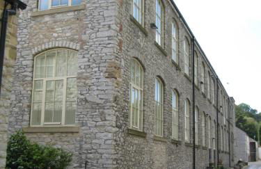 Litton Mill Apartment - Photo 3