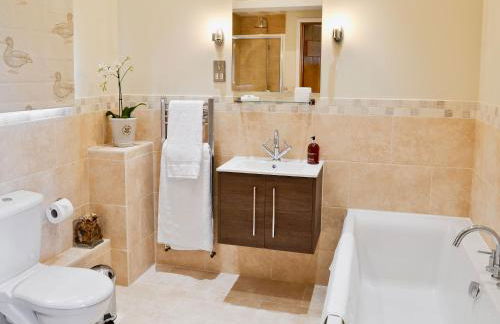 The Peacock Barn - Foto 9