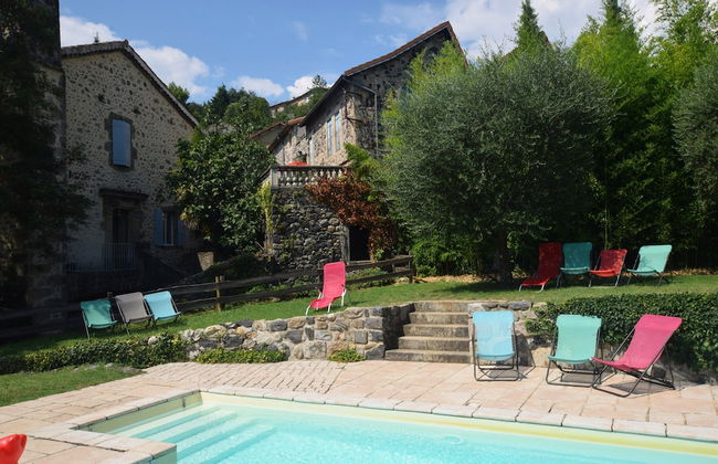 Lovely House With Grass Garden, Shared Swimmingpool, Next to the River Ardeche - Foto 53