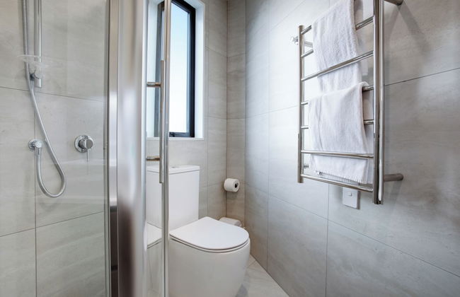 Urban Vogue Escape with Parking- Air-con - Photo 21