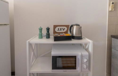 LakeStudio with Private Beach - Photo 10