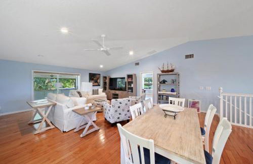 Jensen Beach pool home w/ Guest Suite - Photo 7