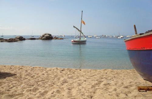 Beautiful detached air-conditioned villa close to sandy beach, shops and restaurants - Foto 34