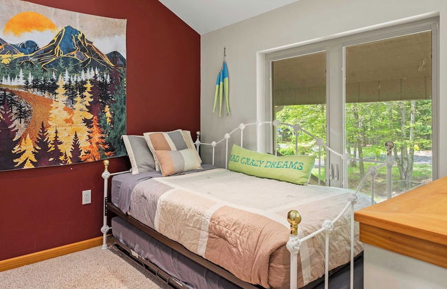 Mountain Hideout by Avantstay Game Room + Deck - Foto 39