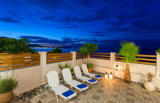 Villa Elizabeth - Seafront Modern Villa - Villa Elizabeth - Seafront Classic Villa - Foto 32