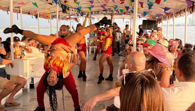 Fête caribéenne à bord d'un bateau à Carthagène - Photo 4
