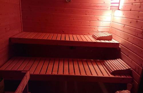 Hellaberg IV Ferienhaus am Waldrand mit Sauna & großer Terrasse - Foto 20