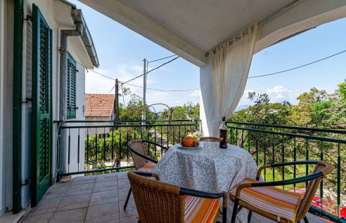 2 Bedroom Stunning Apartment In Osobljava - Foto 11