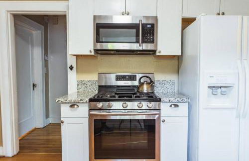 Lovely House near Downtown, Home away from Home! - Foto 20