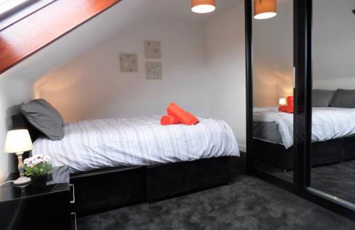 4 Bed Apartment, Paisley - Near GLA Airport - Foto 4