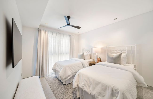 Allure 205 3 Bedroom Apts - Photo 4