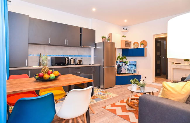 Parliament & River View Apartments - Photo 51