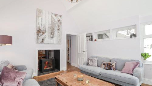 The Larches - Photo 4